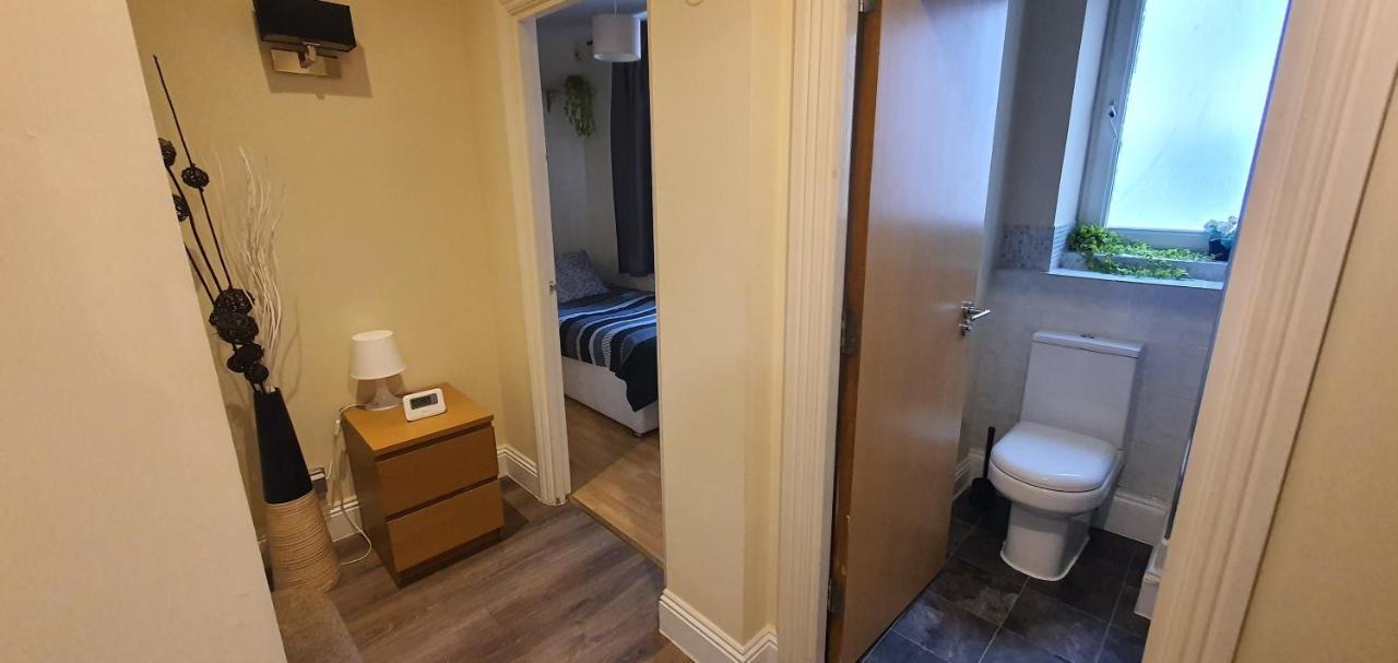 Double Room&Private Bath Near The Square Mile ลอนดอน ภายนอก รูปภาพ