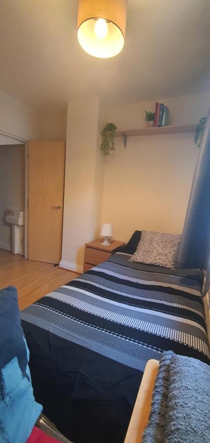 Double Room&Private Bath Near The Square Mile ลอนดอน ภายนอก รูปภาพ