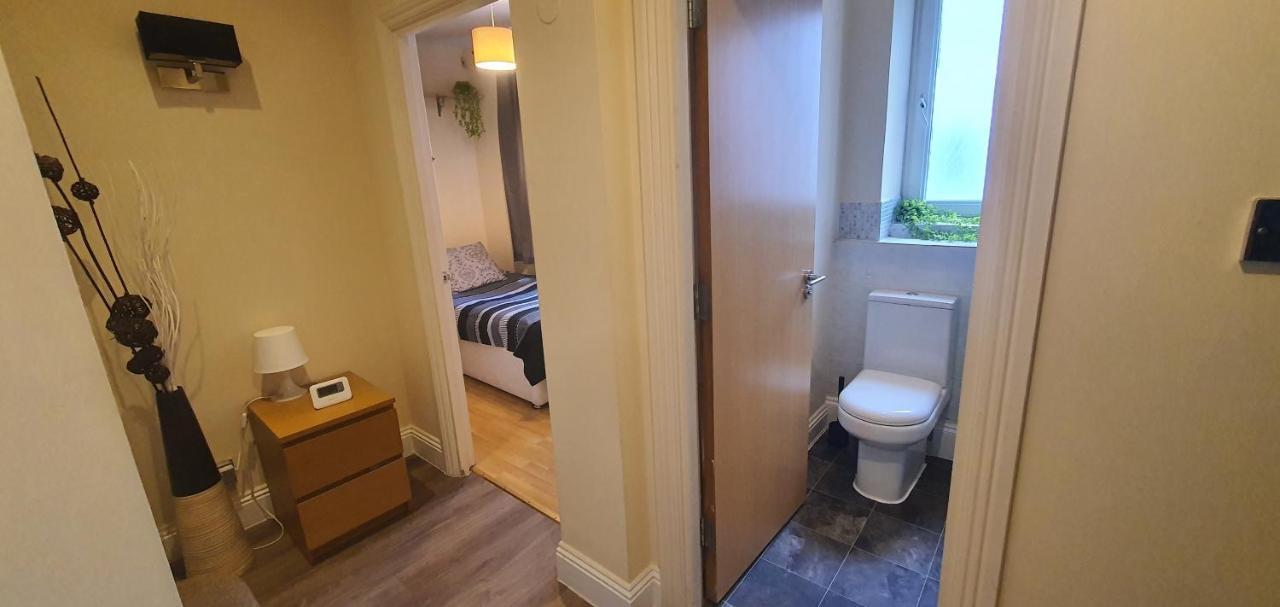 Double Room&Private Bath Near The Square Mile ลอนดอน ภายนอก รูปภาพ