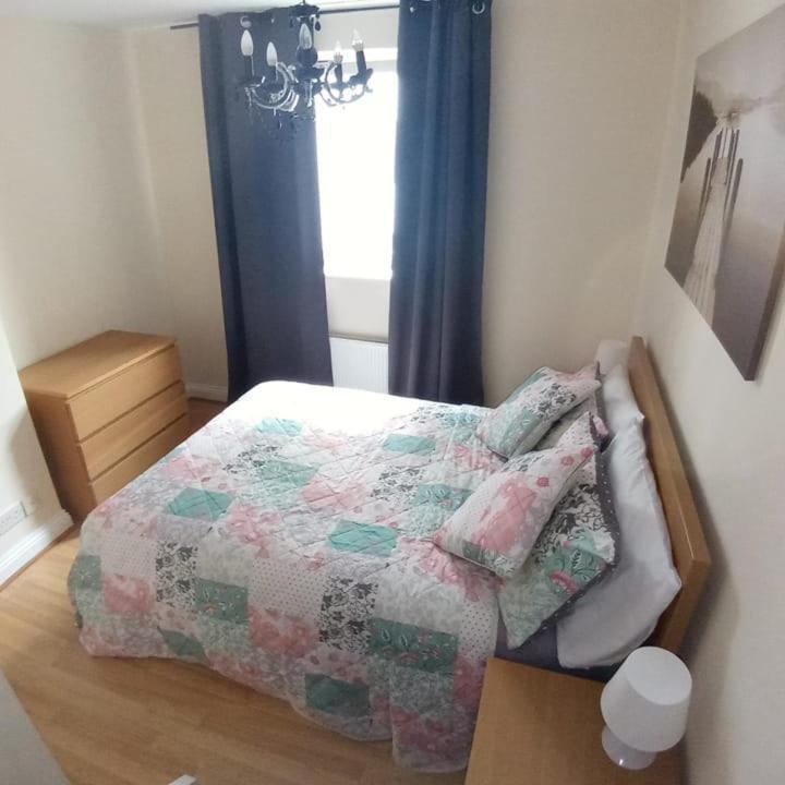 Double Room&Private Bath Near The Square Mile ลอนดอน ภายนอก รูปภาพ