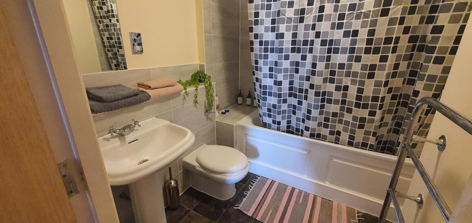 Double Room&Private Bath Near The Square Mile ลอนดอน ภายนอก รูปภาพ